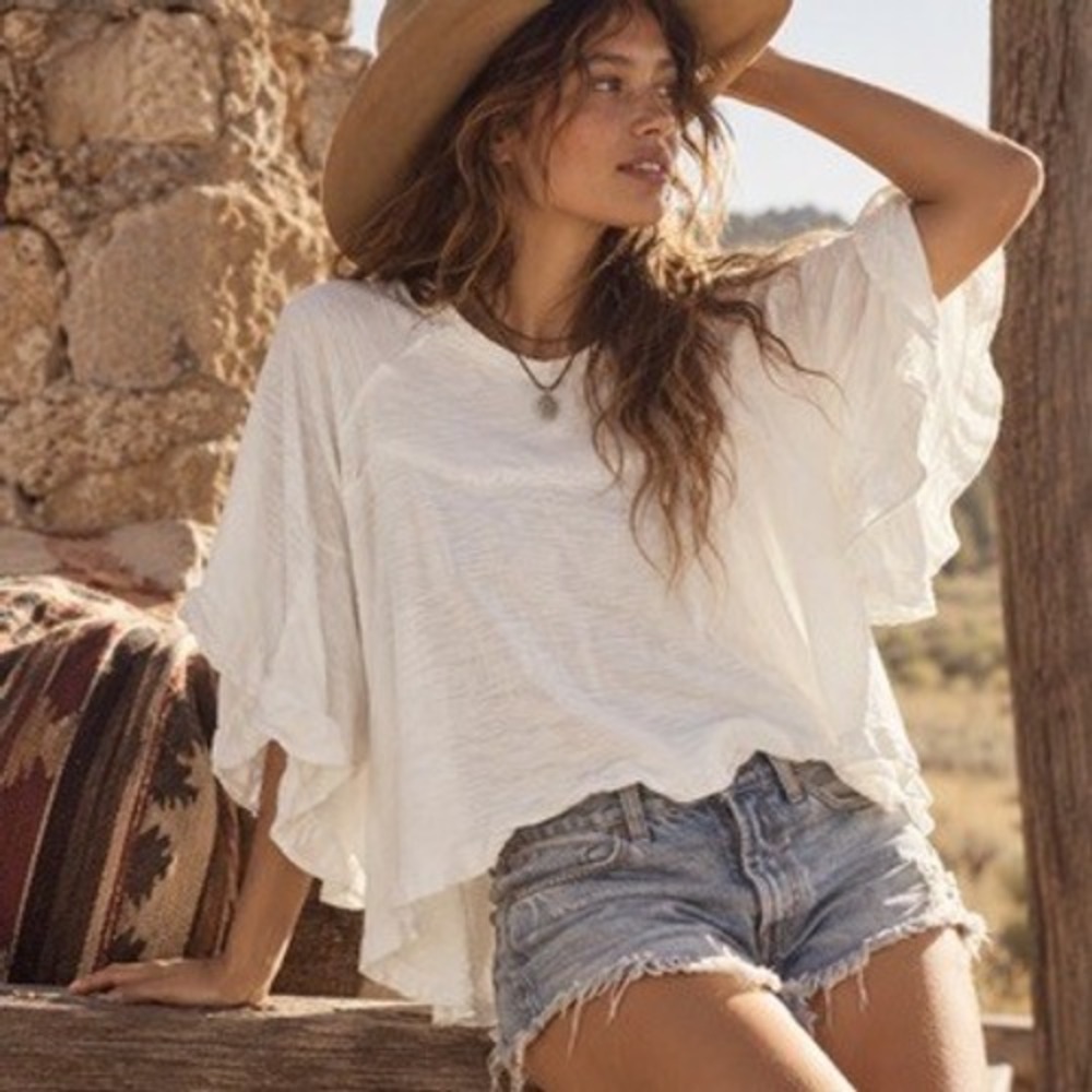 Free People White Ruffle Sleeve Slub Knit V-Neck Relaxed Boho Top Small